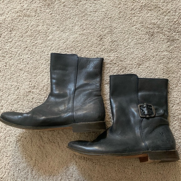 Like new Frye booties, excellent condition - Picture 2 of 6